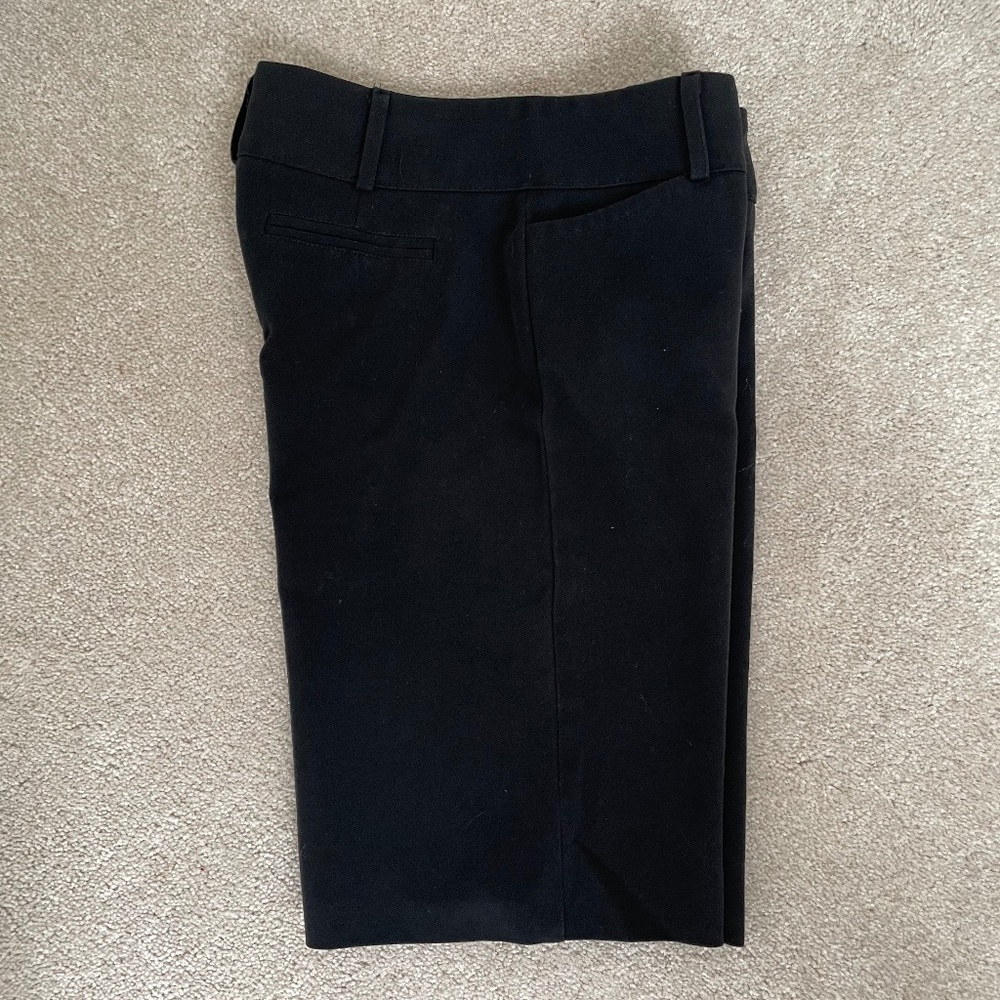 Women’s dressy Bermuda shorts